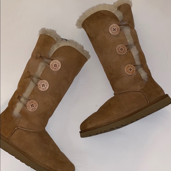 Ugg Bailey Button Tiplet Boot - Picture 3 of 4